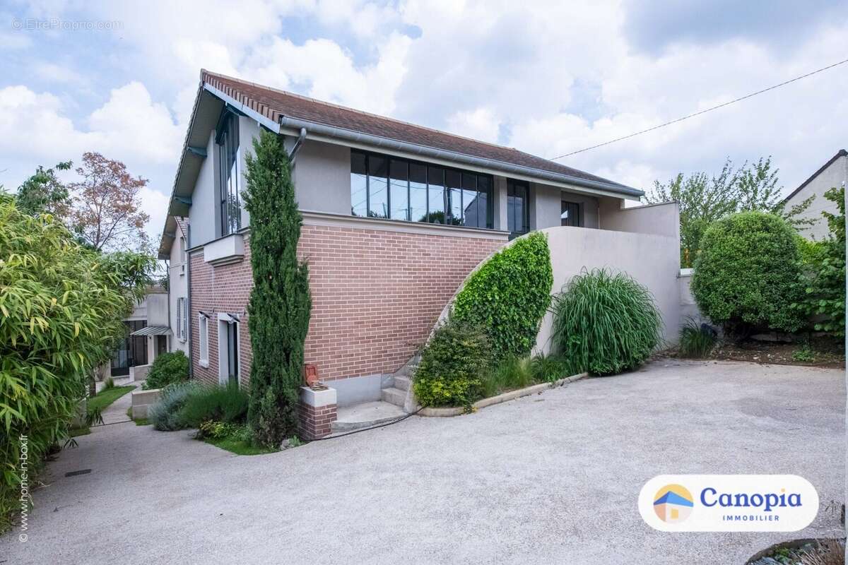 Appartement à VILLEJUIF