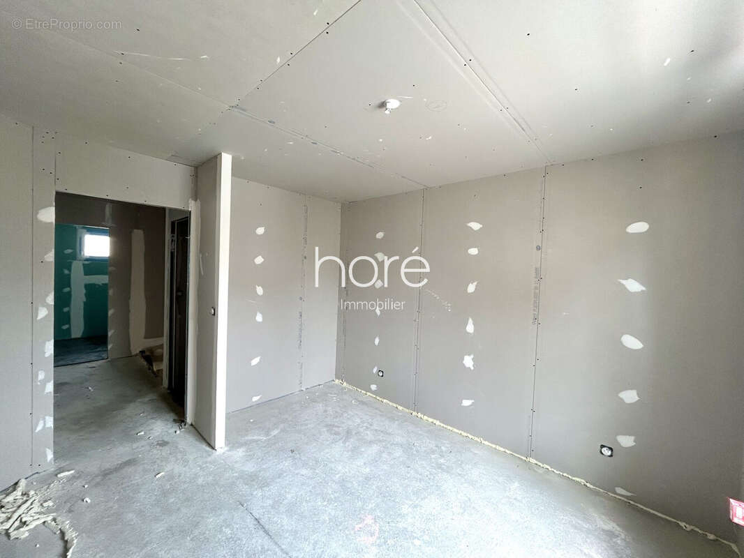 Maison à MONDEVILLE