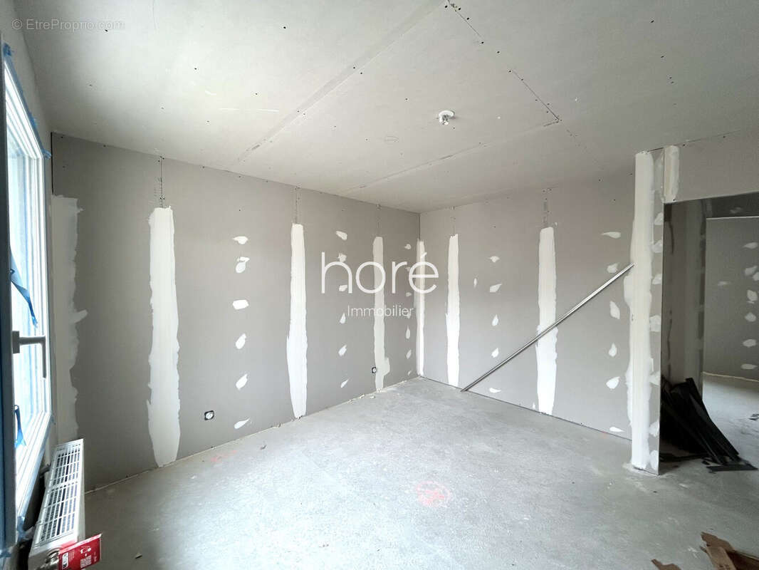 Maison à MONDEVILLE