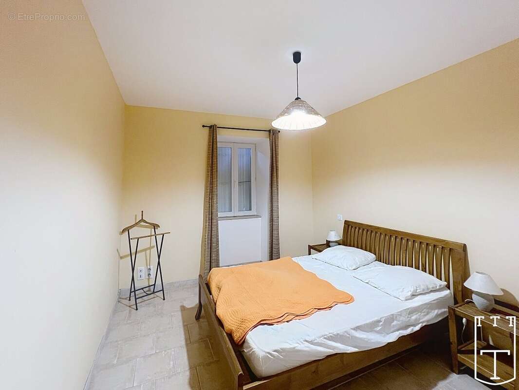 Maison à SAINT-ALBAN-AURIOLLES