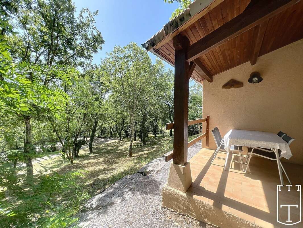 Maison à SAINT-ALBAN-AURIOLLES