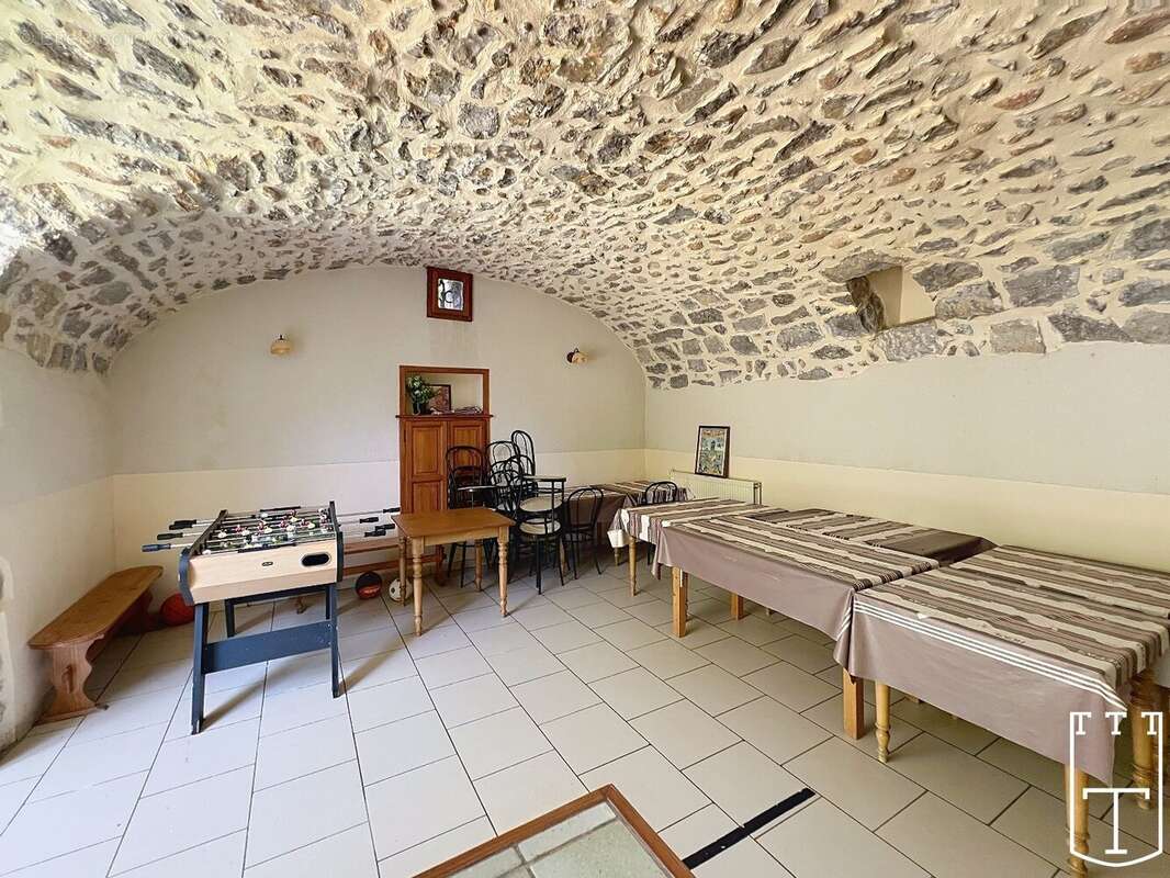 Maison à SAINT-ALBAN-AURIOLLES