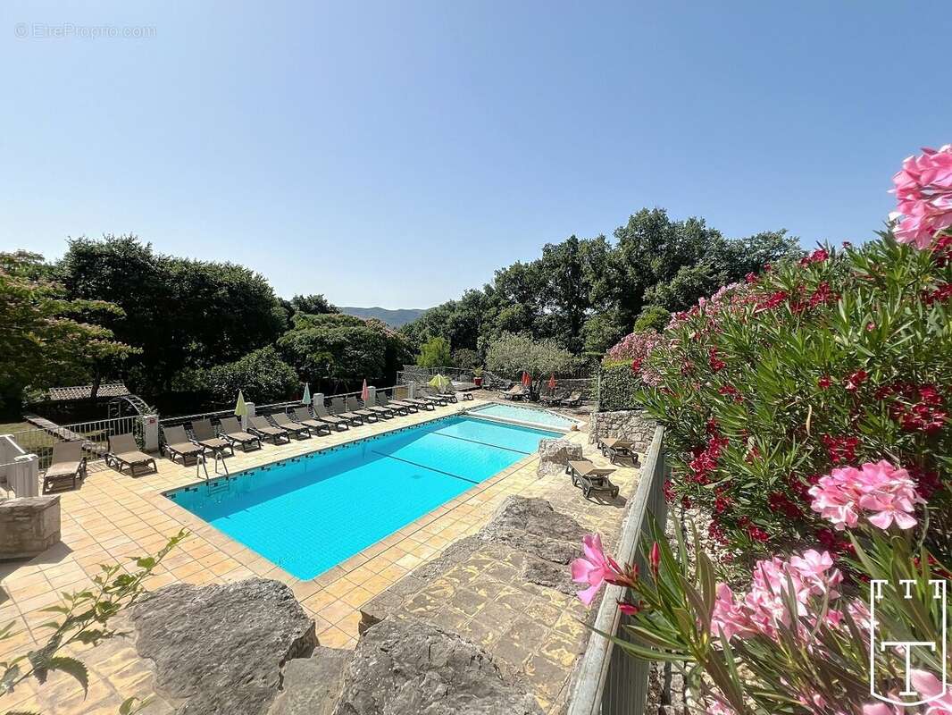 Maison à SAINT-ALBAN-AURIOLLES