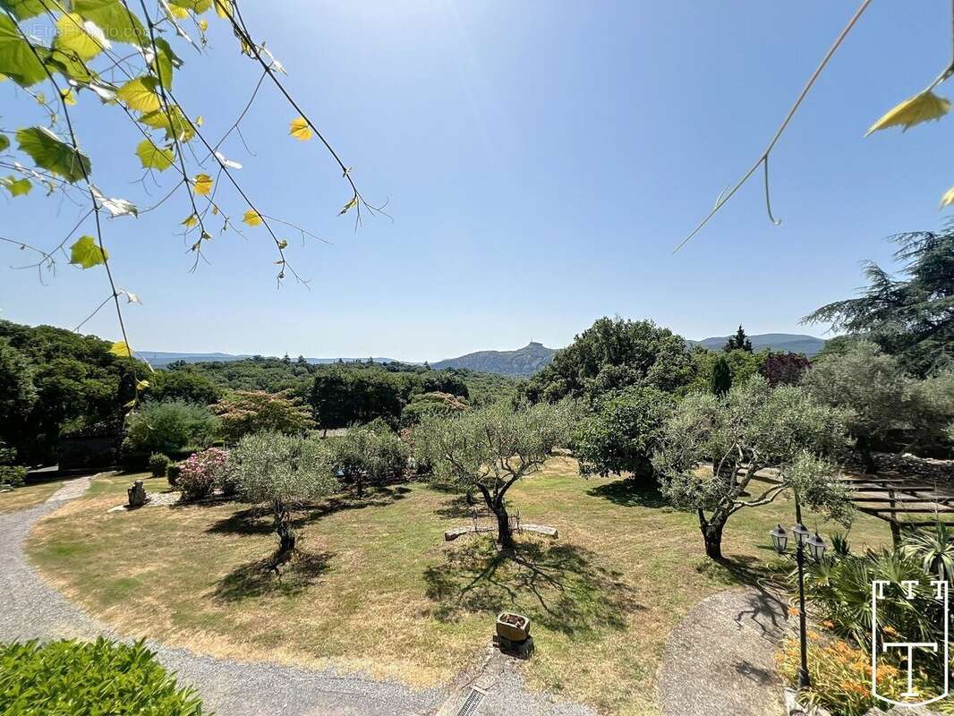 Maison à SAINT-ALBAN-AURIOLLES