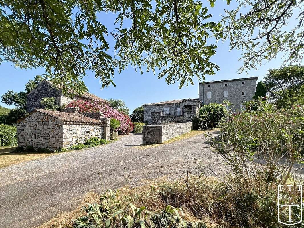Maison à SAINT-ALBAN-AURIOLLES