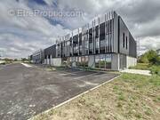 c1 - Commerce à AVELIN