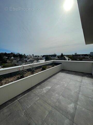 Appartement à SAINT-CYR-SUR-LOIRE