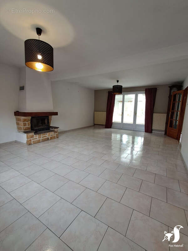 Maison à NEUVILLE-SAINT-REMY