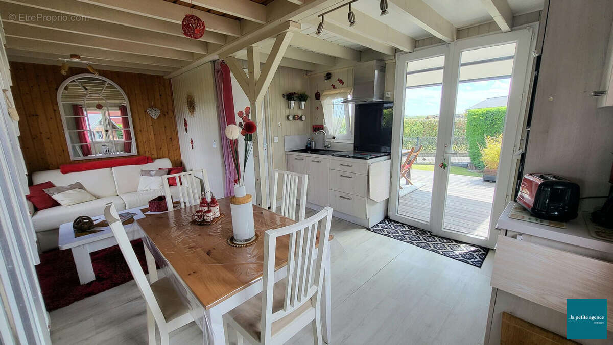 Maison à MERVILLE-FRANCEVILLE-PLAGE