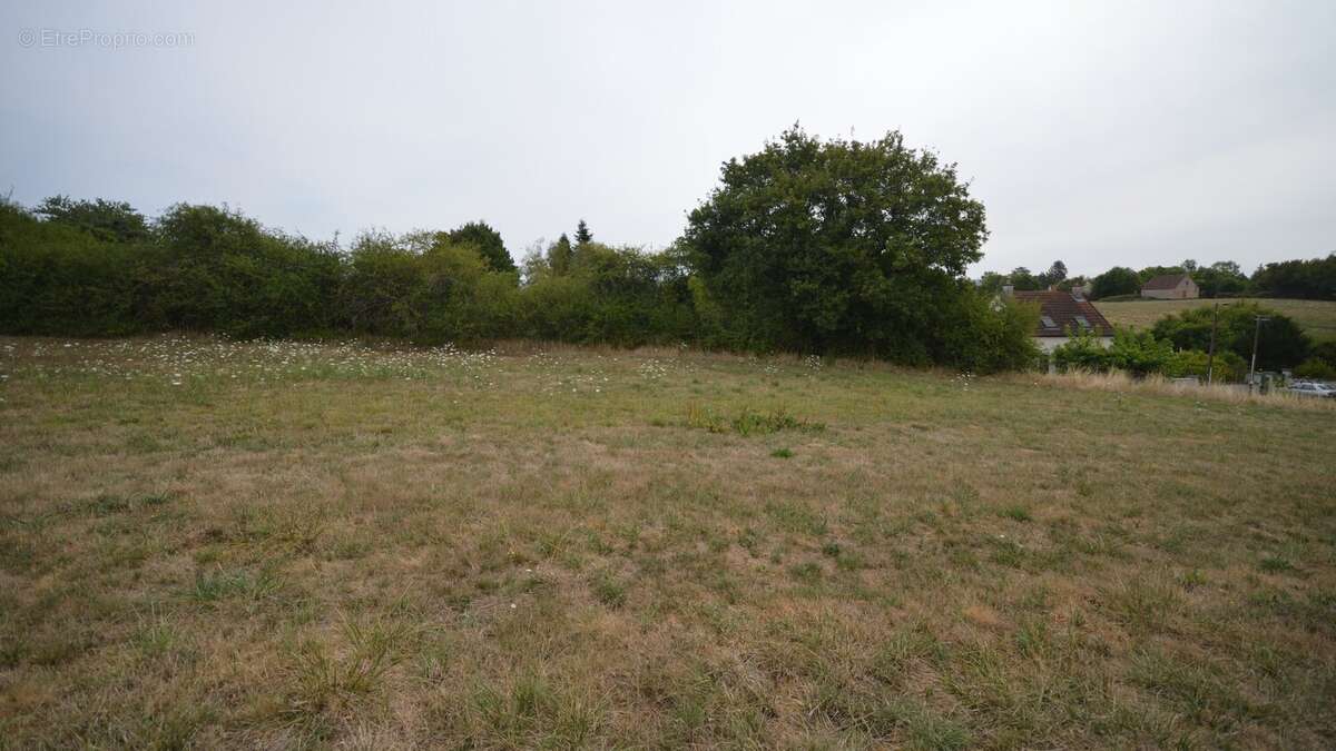 Terrain à BRUGHEAS