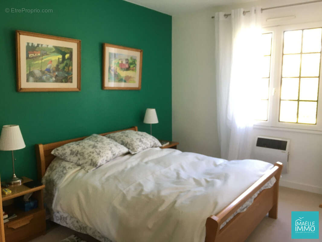 Maison à SAINT-JACUT-DE-LA-MER