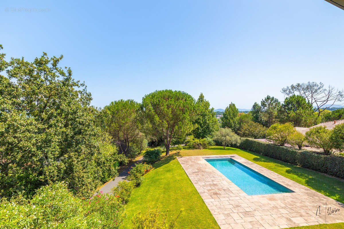 Maison à BASSUSSARRY