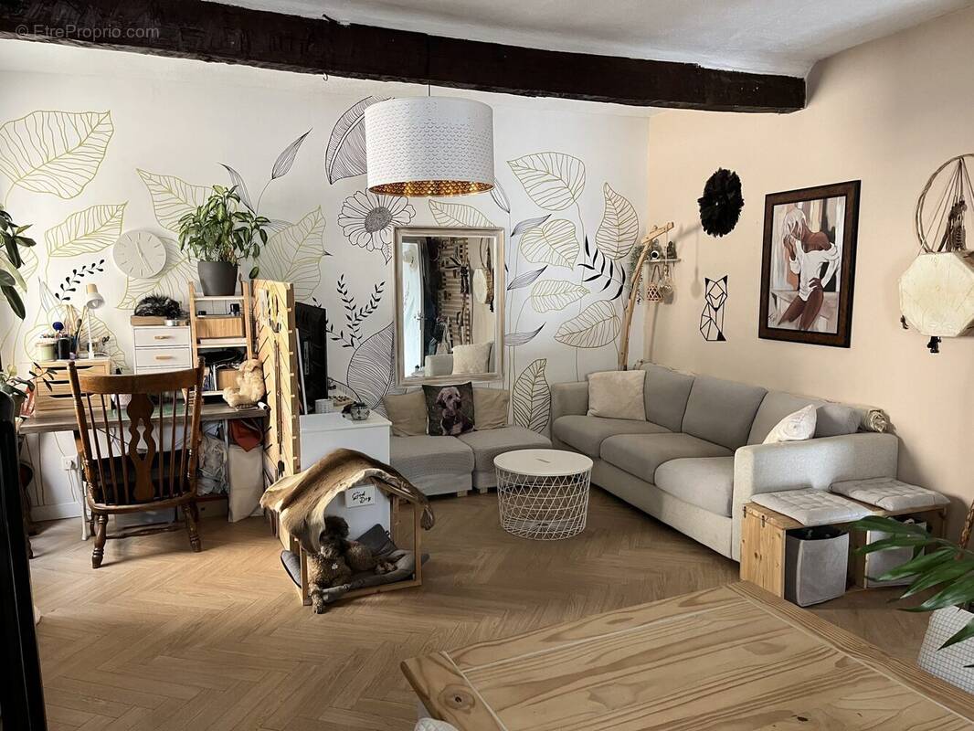 Maison à SAINTE-TULLE