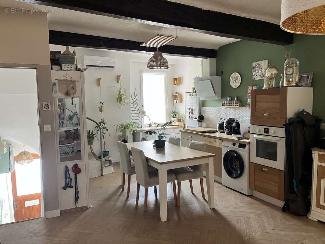 Maison à SAINTE-TULLE