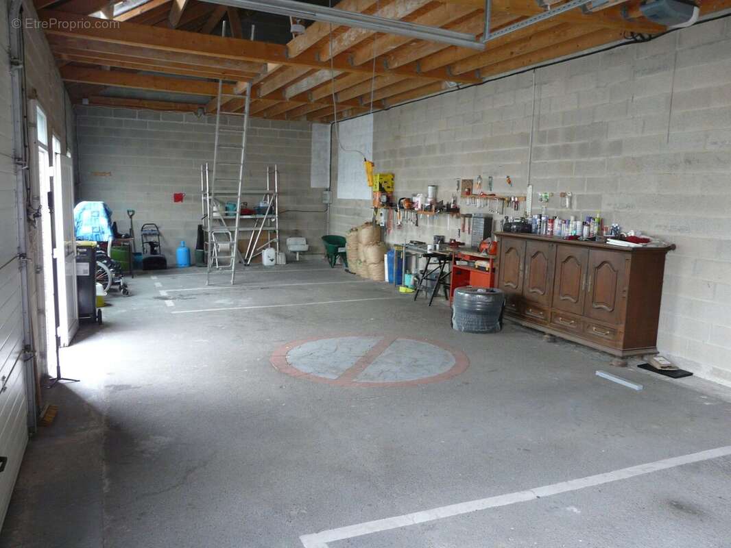 Maison individuelle Hazebrouck - garage vue 1 - Maison à HAZEBROUCK