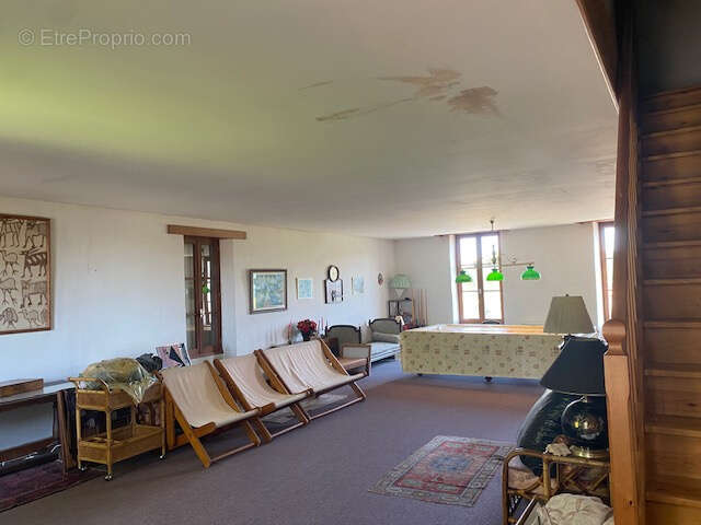 Maison à BARBEZIEUX-SAINT-HILAIRE