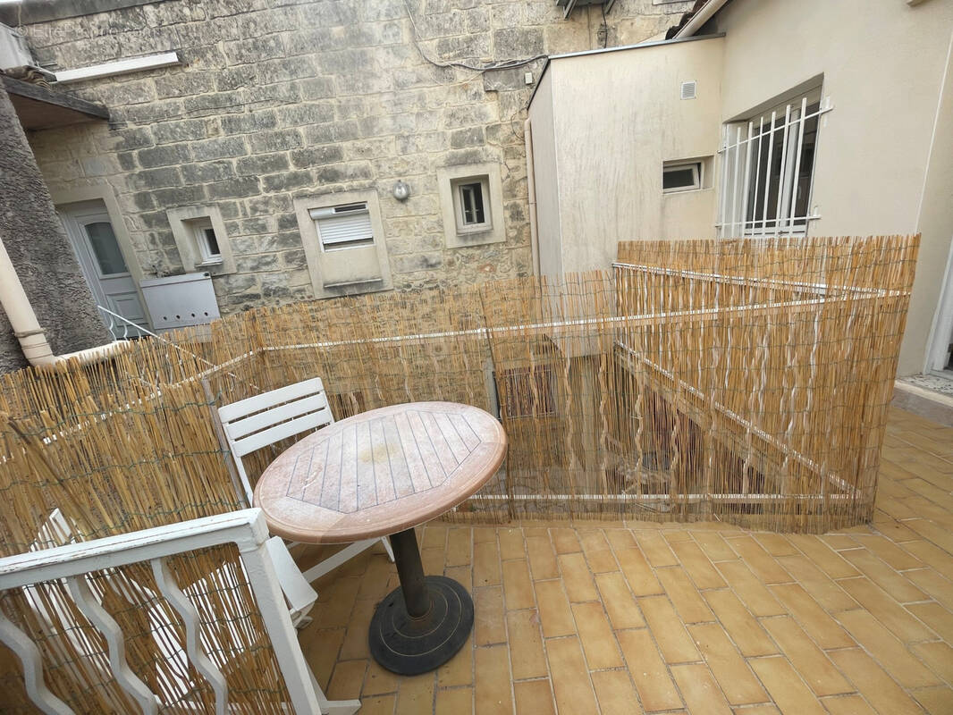 Appartement à MAUGUIO