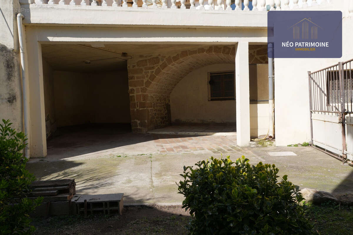 Maison à VILLENEUVE-LES-MAGUELONE