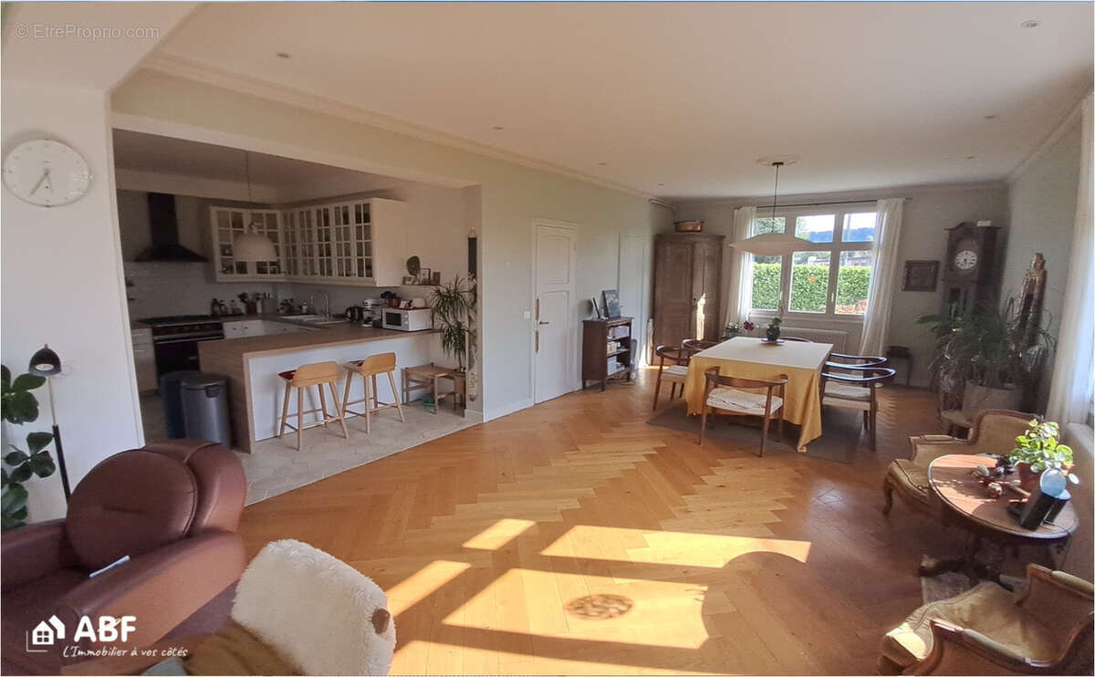 Maison à ARQUES-LA-BATAILLE