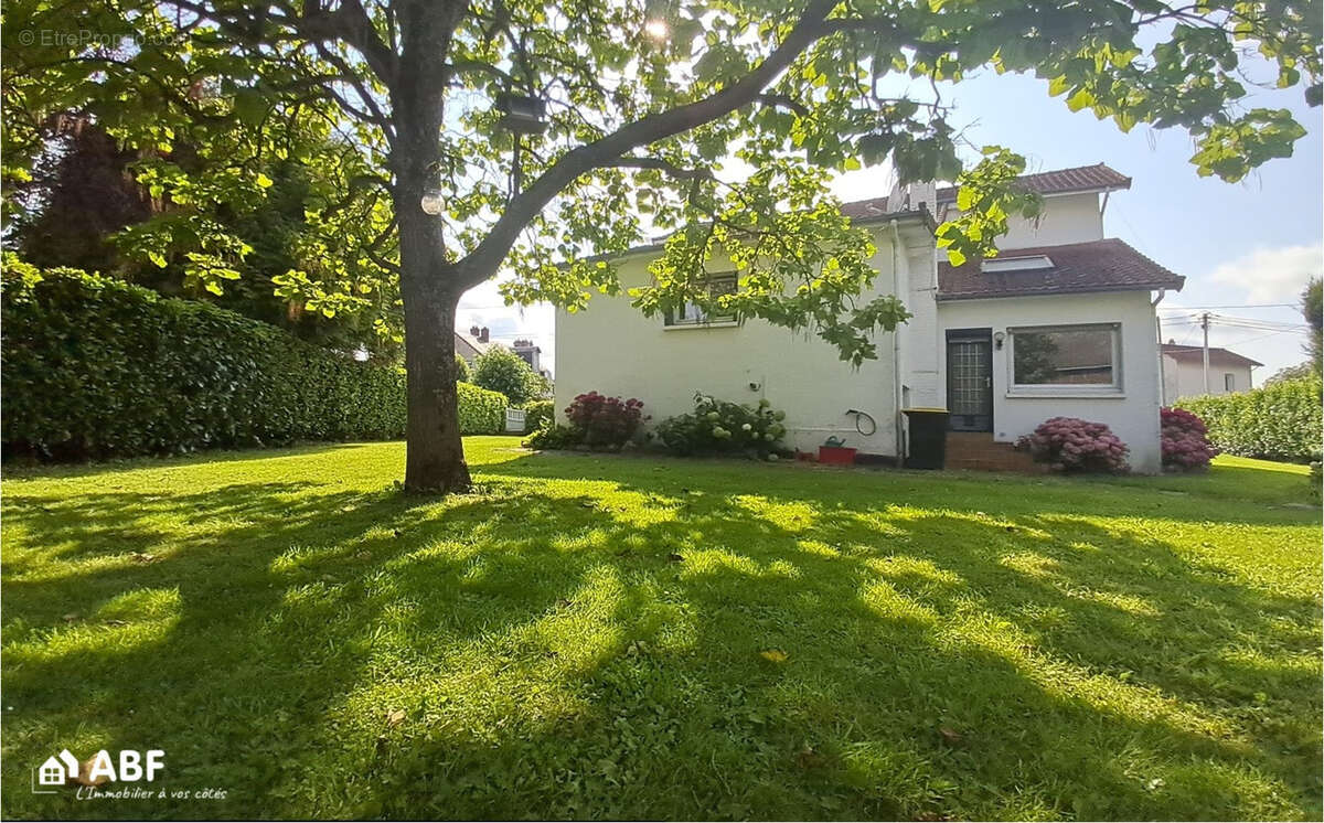 Maison à ARQUES-LA-BATAILLE