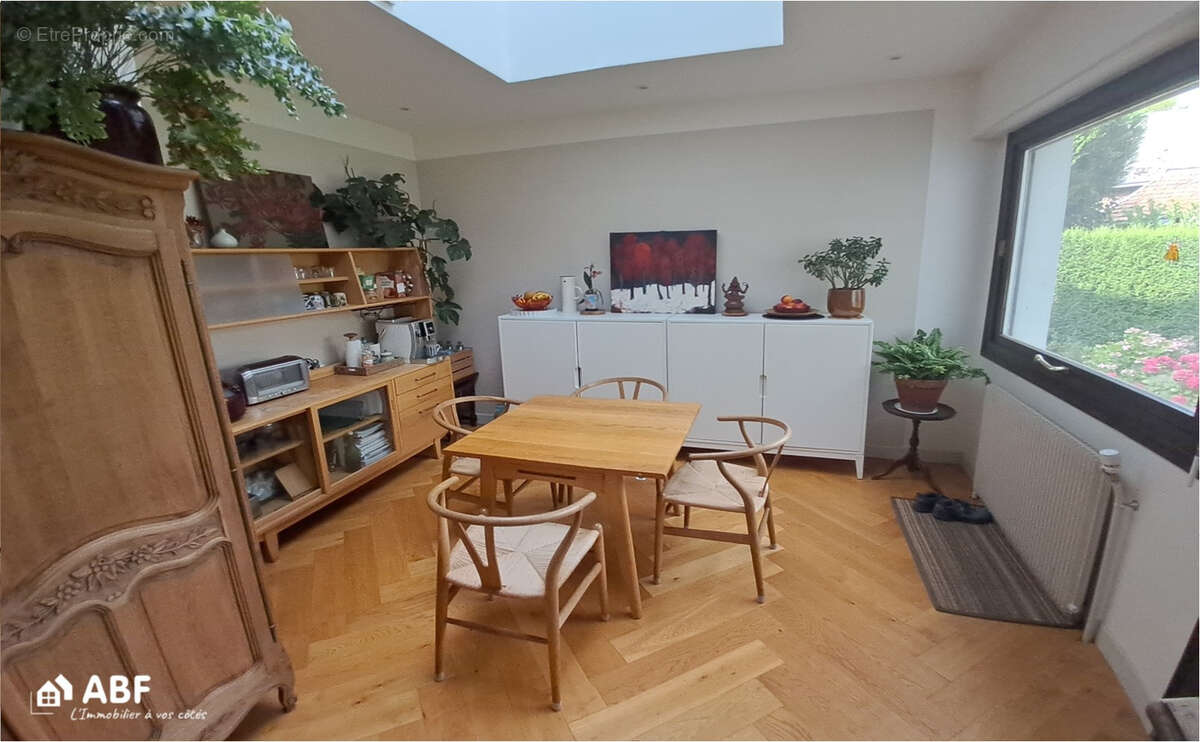 Maison à ARQUES-LA-BATAILLE