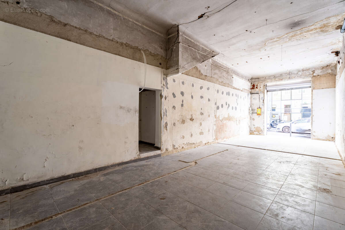 Commerce à MARSEILLE-6E