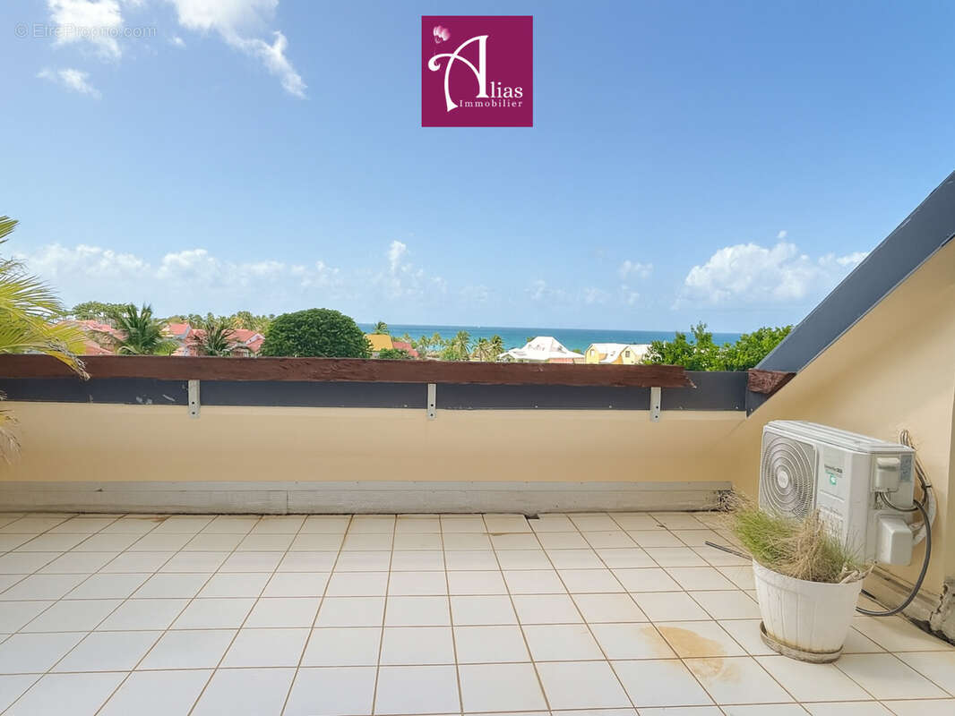 Appartement à LE GOSIER