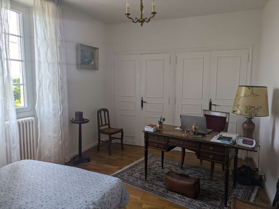 Maison à LA TOUR-BLANCHE