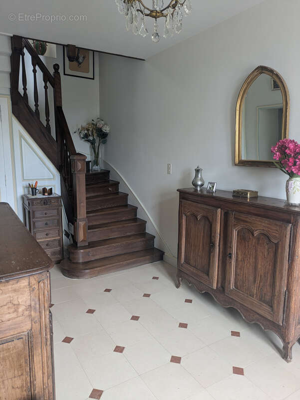 Maison à LA TOUR-BLANCHE