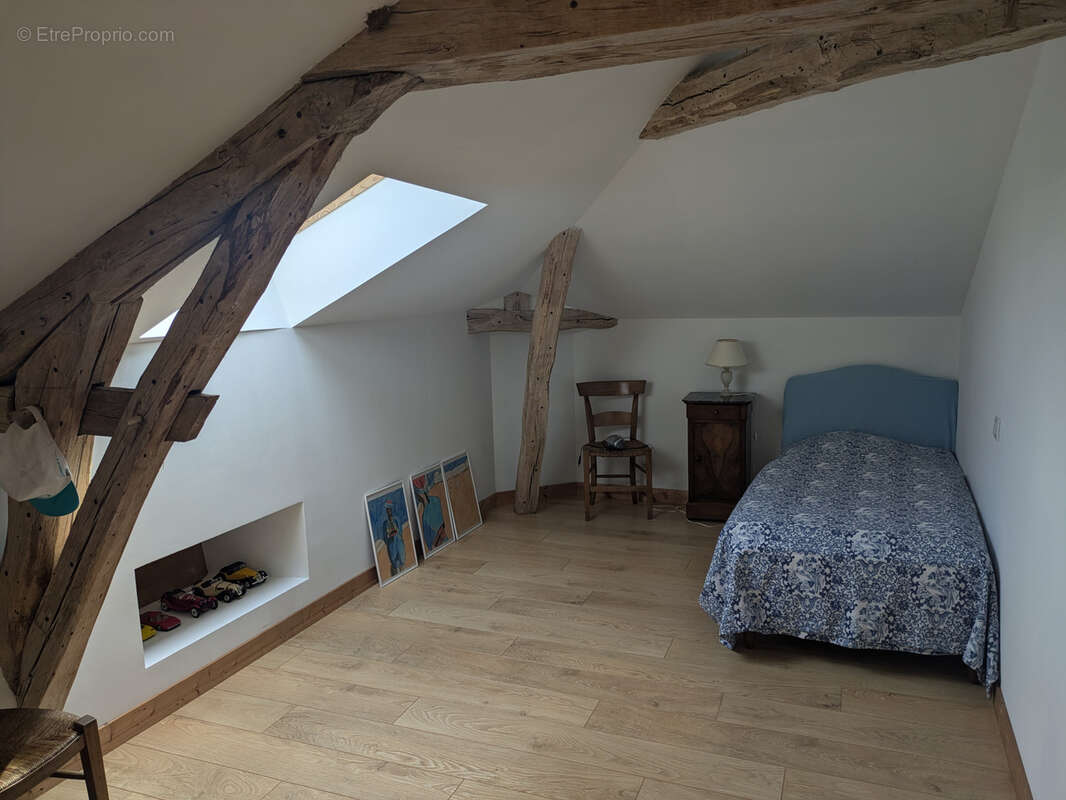 Maison à LA TOUR-BLANCHE