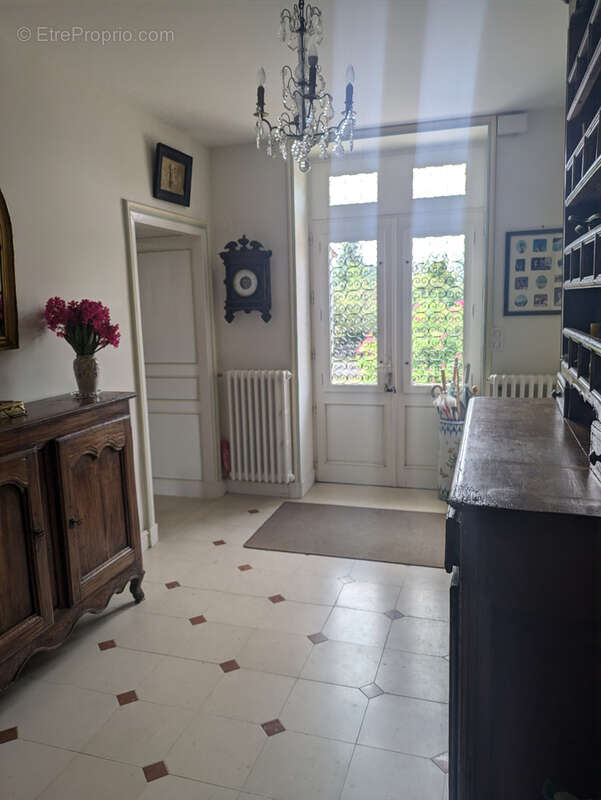 Maison à LA TOUR-BLANCHE