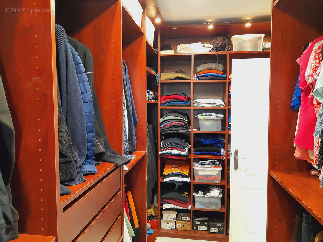 Maison à RIBAUTE-LES-TAVERNES