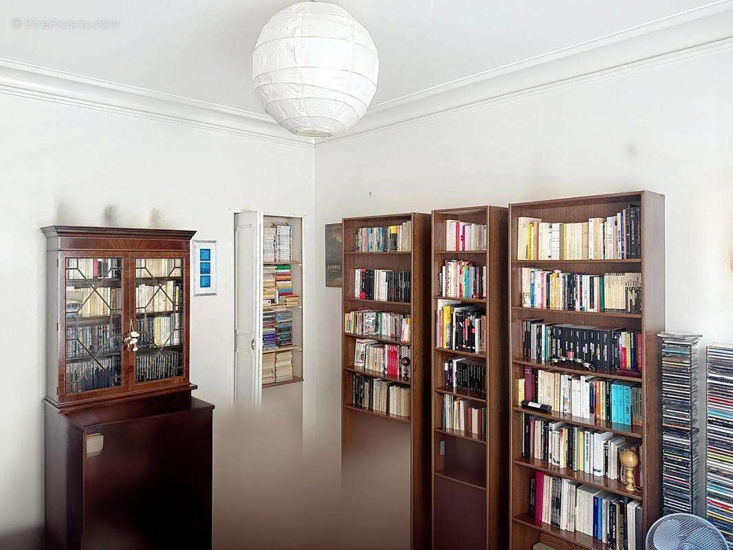 Appartement à PARIS-20E