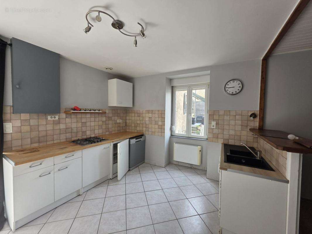 Appartement à ROUGEMONT