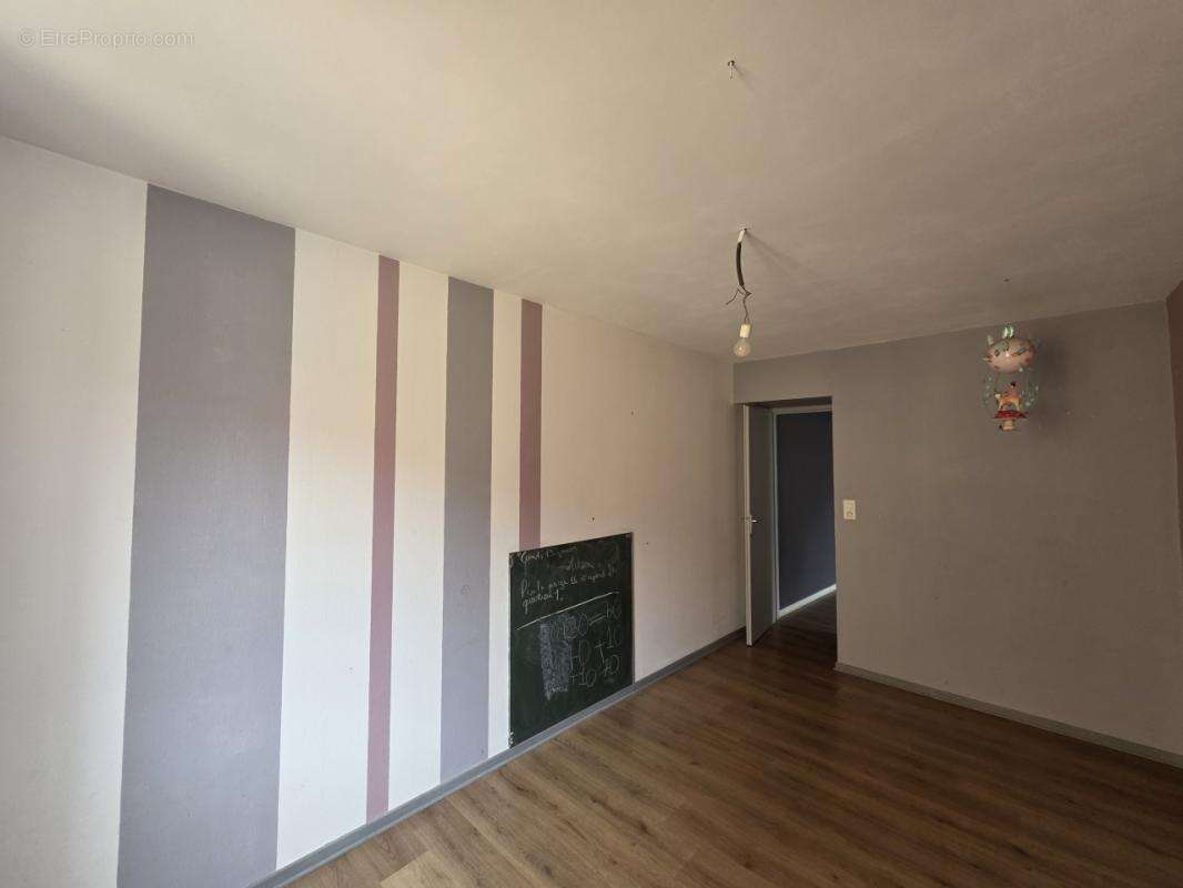 Appartement à ROUGEMONT