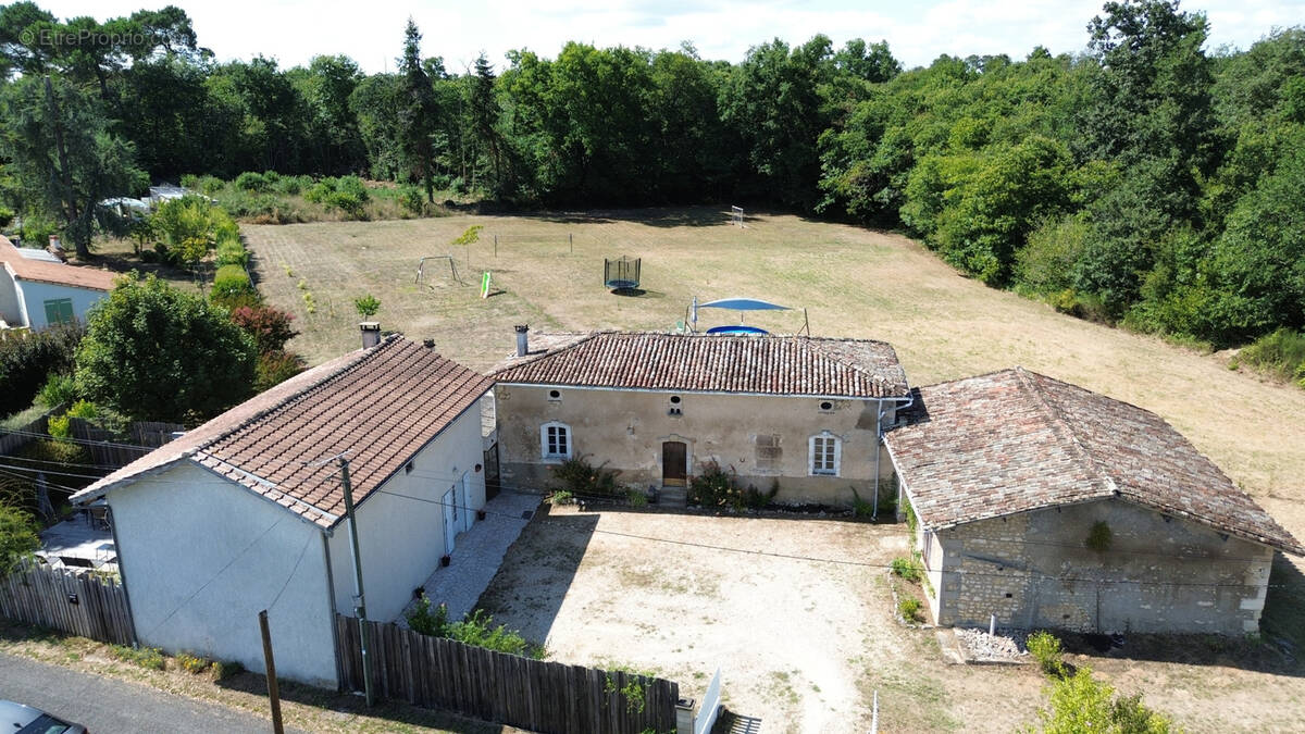 Maison à SAINT-MAIGRIN