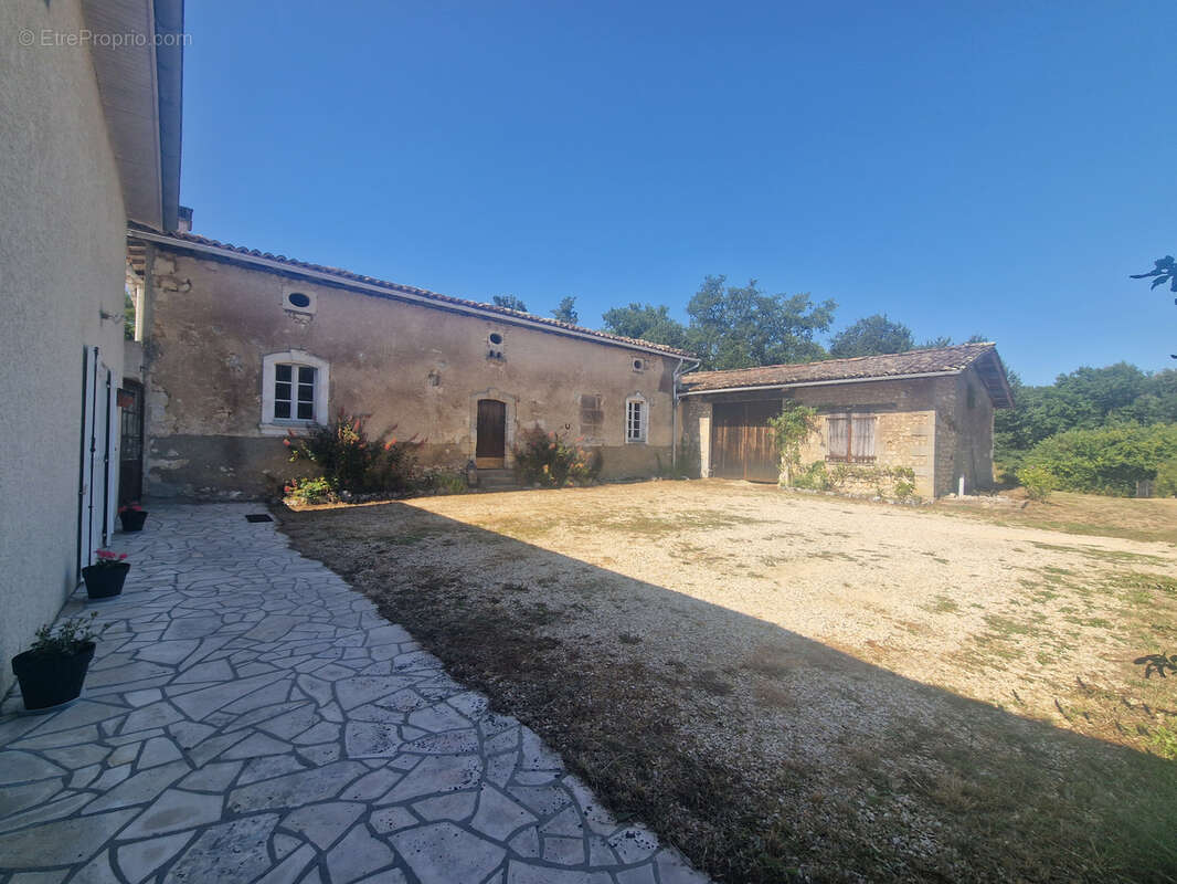 Maison à SAINT-MAIGRIN