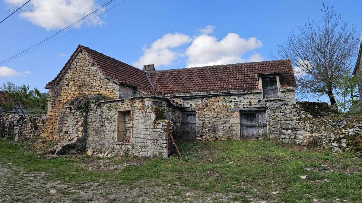 Maison à SALVAGNAC-CAJARC