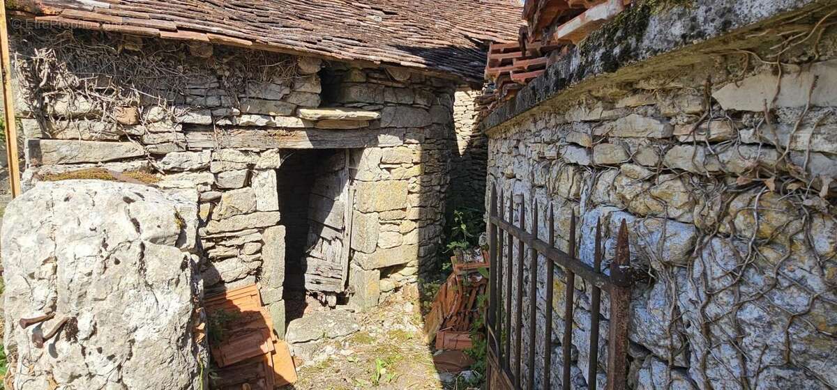 Maison à SALVAGNAC-CAJARC