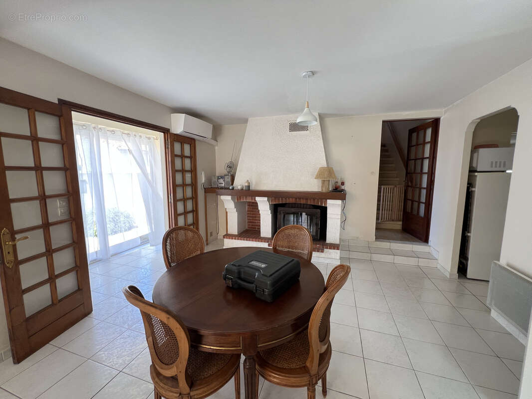 Maison à VALRAS-PLAGE