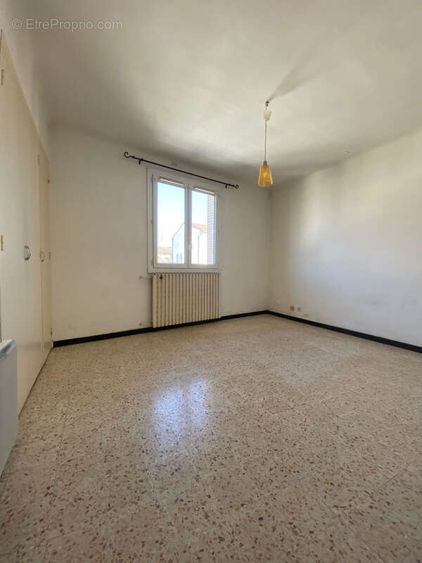 Appartement à MORIERES-LES-AVIGNON