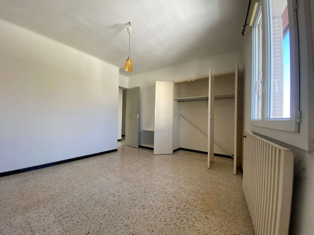 Appartement à MORIERES-LES-AVIGNON