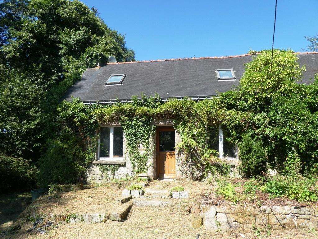 Maison à MELLIONNEC