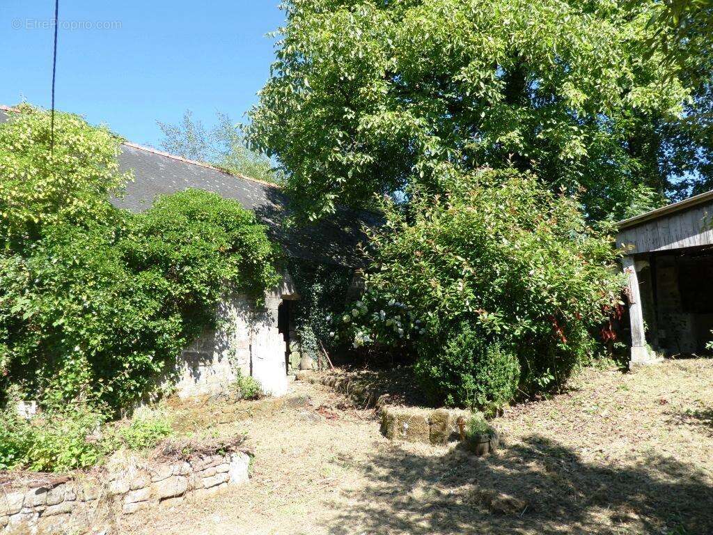 Maison à MELLIONNEC