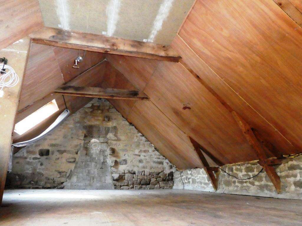 Maison à MELLIONNEC