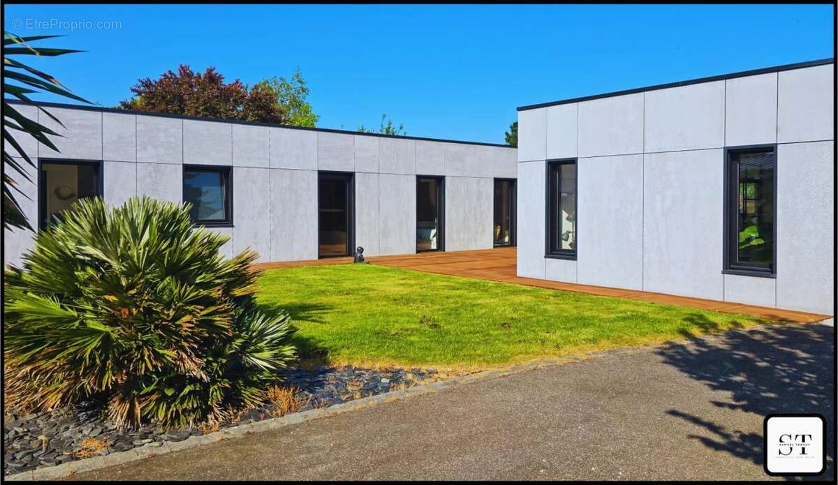 Maison à SAINT-SEBASTIEN-SUR-LOIRE