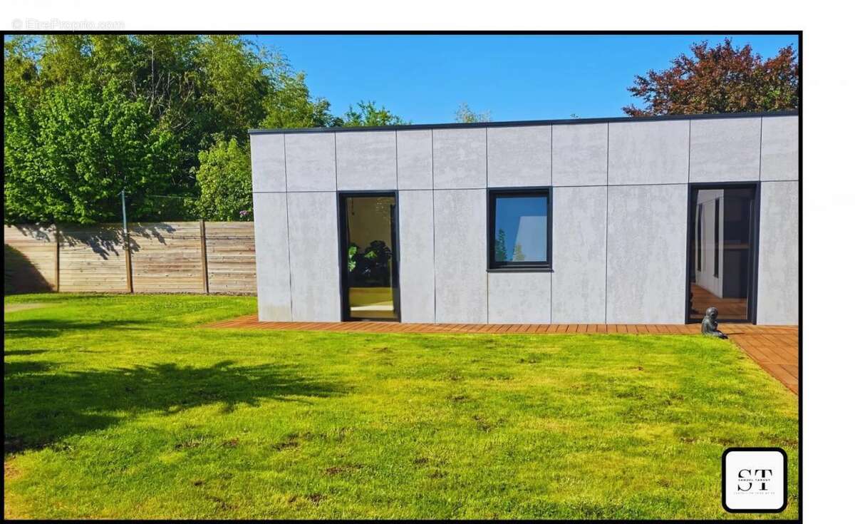 Maison à SAINT-SEBASTIEN-SUR-LOIRE