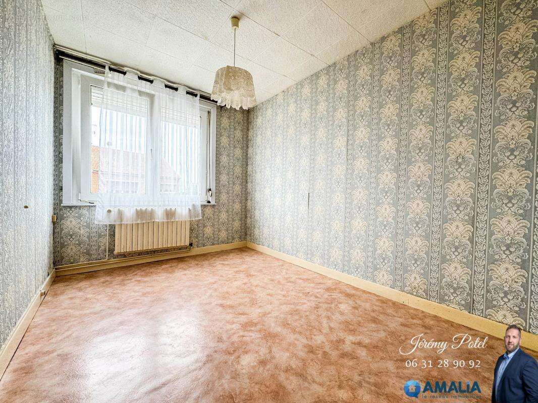 Maison à AVESNES-LES-AUBERT