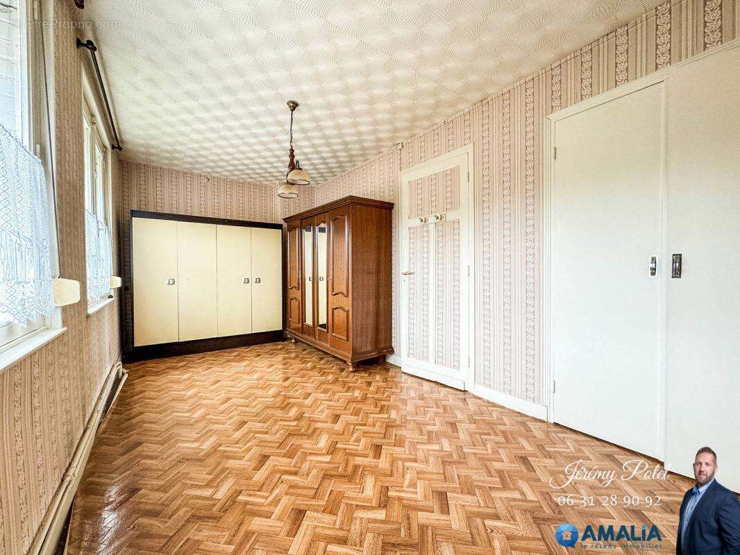 Maison à AVESNES-LES-AUBERT