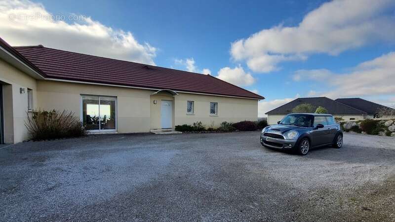 Maison à SAINT-LAURENT-BRETAGNE